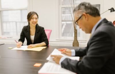 베트남 직원 채용 완전 가이드 2026 — 호치민 한국 사장님이 실제로 겪는 인건비·계약·해고 실무